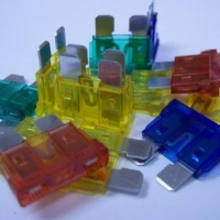 汽車(chē)保險(xiǎn)絲出現(xiàn)故障如何進(jìn)行檢測(cè)？