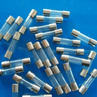 保險(xiǎn)絲規(guī)格和認(rèn)證能看出什么？